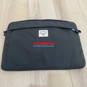 Osprey Black Laptop Sleeve